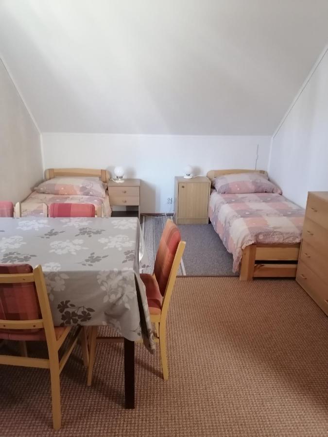 Ubytovani V Apartmanu Mladkov Exteriör bild