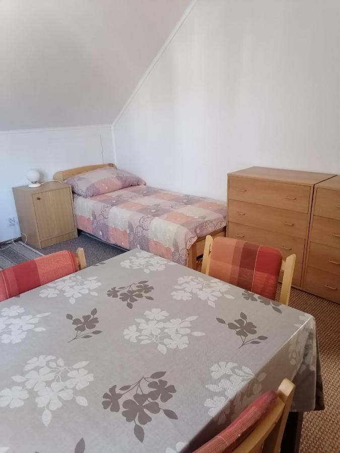 Ubytovani V Apartmanu Mladkov Exteriör bild